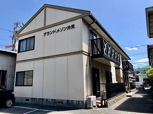 グランドメゾン　沖見 2階建