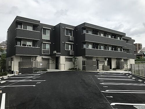 大阪府豊中市西泉丘２丁目 3階建 築6年9ヶ月
