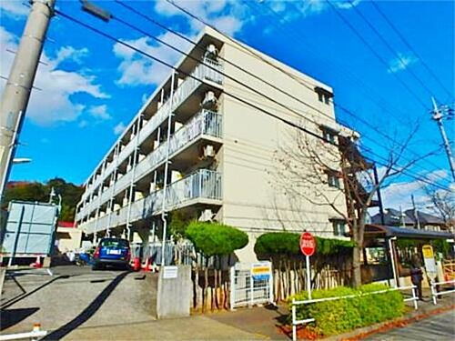 東京都八王子市別所１丁目 4階建