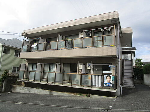 東京都町田市成瀬３丁目 2階建