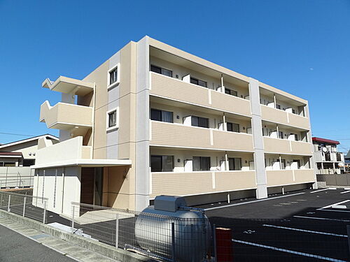 静岡県御殿場市茱萸沢 3階建 築9年5ヶ月