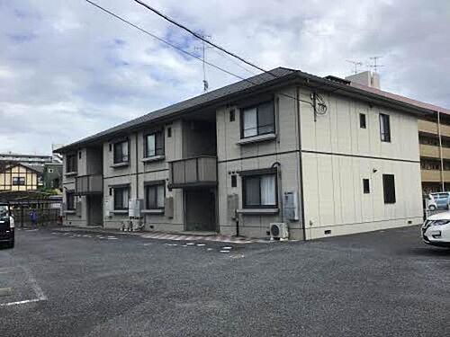 シャーメゾン　ノヴァンブル 2階建