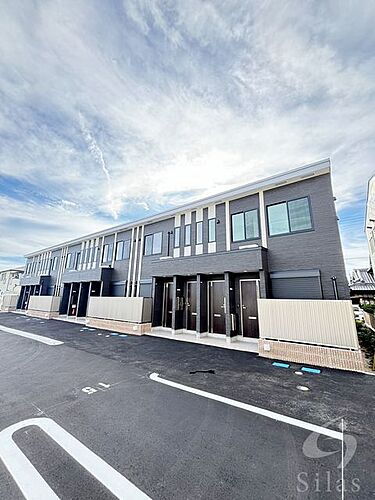 大阪府泉大津市板原町２丁目 築1年5ヶ月 2階建