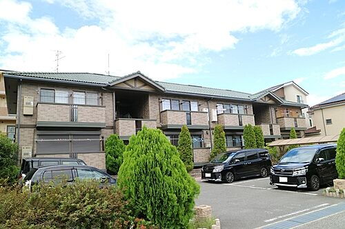 兵庫県伊丹市荒牧５丁目 2階建