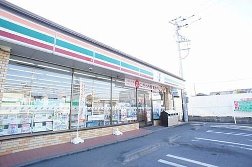 ヴィラーチェ・Ｓ 2階建