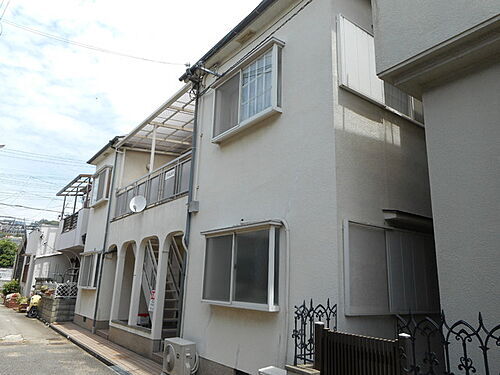 兵庫県神戸市長田区宮川町９丁目 2階建
