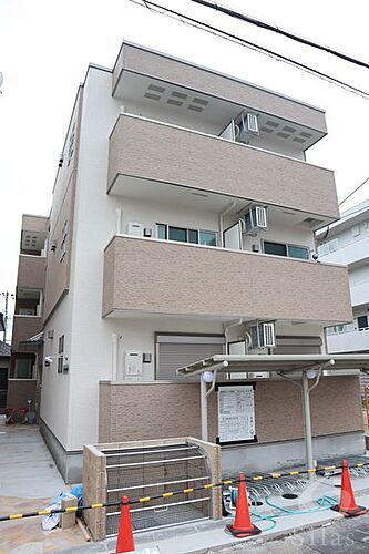 兵庫県尼崎市北竹谷町３丁目 3階建 築6年2ヶ月