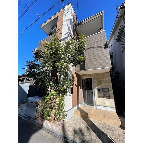 大阪府大阪市旭区中宮２丁目 2階建 築8年10ヶ月