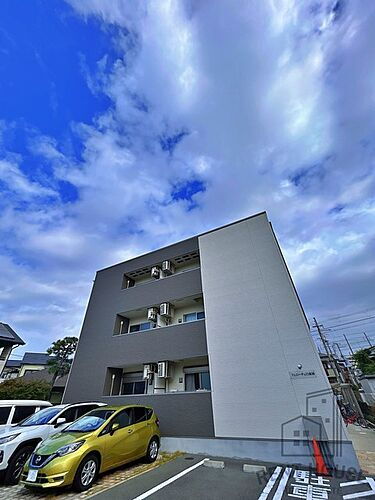 大阪府堺市西区浜寺諏訪森町中１丁 賃貸アパート