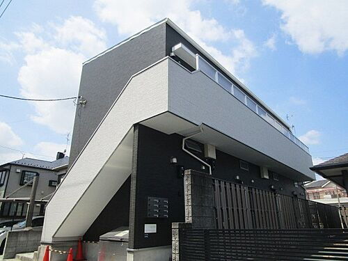 東京都町田市中町４丁目 2階建