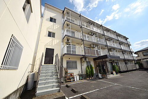 東京都八王子市南大沢１丁目 4階建 築36年9ヶ月