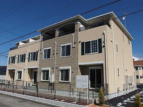 静岡県富士市一色 3階建