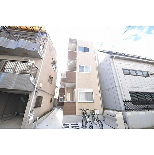 大阪府大阪市城東区中浜２丁目 3階建