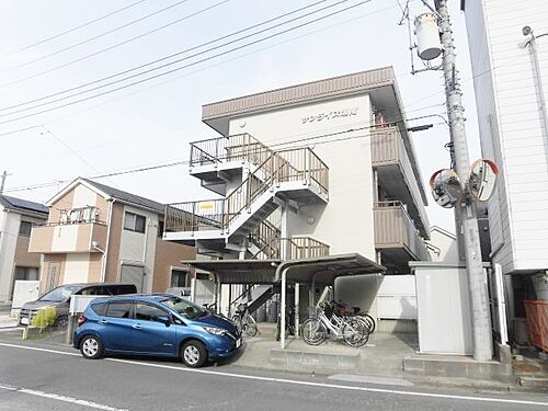 神奈川県藤沢市遠藤 3階建 築23年11ヶ月