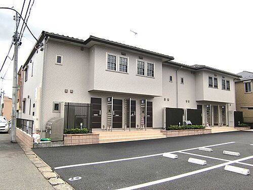 東京都八王子市大和田町６丁目 2階建 築13年4ヶ月