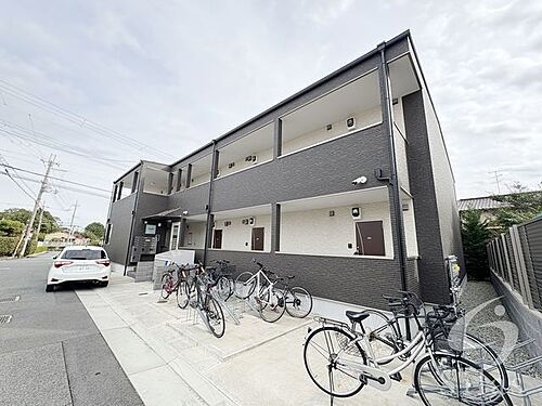 兵庫県伊丹市緑ケ丘５丁目 築2年11ヶ月 2階建