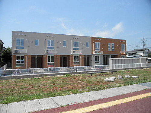 新潟県阿賀野市若葉町 2階建 築13年6ヶ月