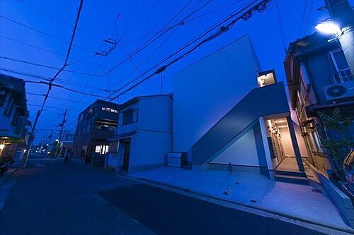 大阪府堺市堺区五条通 賃貸アパート