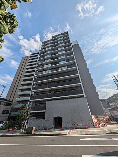 滋賀県大津市京町１丁目 14階建