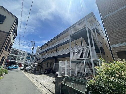 神奈川県川崎市高津区向ケ丘 3階建 築38年
