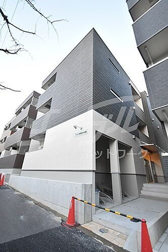 大阪府吹田市朝日が丘町 3階建 築3年4ヶ月