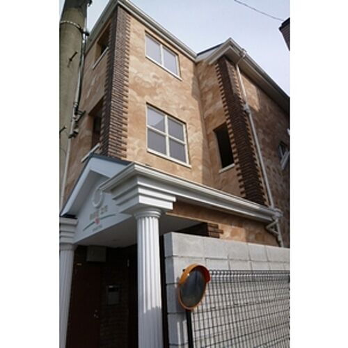 兵庫県尼崎市立花町２丁目 3階建 築13年4ヶ月