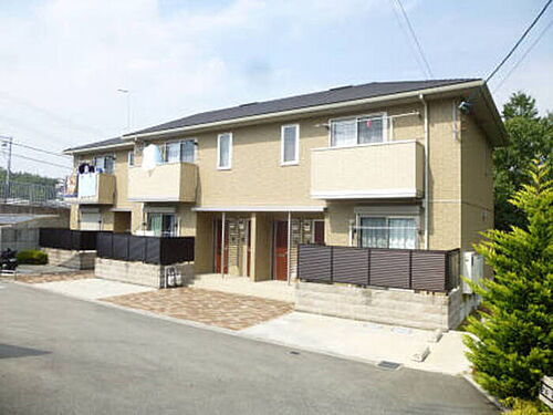 兵庫県川西市見野２丁目 2階建 築13年7ヶ月