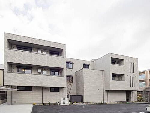 ＳｈａＭａｉｓｏｎ　Ｂｅｌ　Ｃｕｏｒｅ 3階建