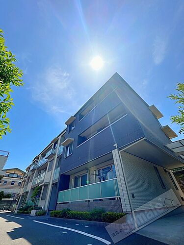 和歌山県和歌山市岡山丁 3階建 築9年3ヶ月