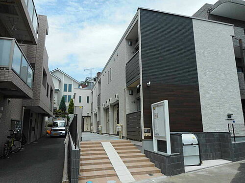 東京都町田市玉川学園２丁目 2階建 築8年1ヶ月