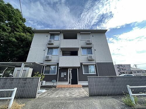 プレジール 3階建