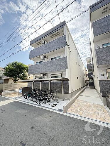 大阪府大阪市住吉区大領３丁目 築2年3ヶ月 3階建