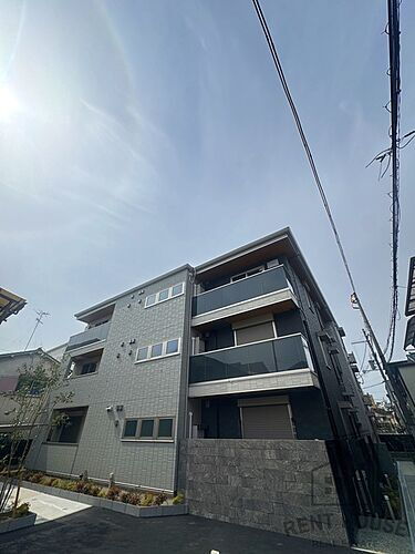大阪府堺市西区上野芝向ヶ丘町２丁 3階建