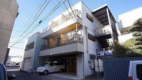 静岡県富士市富士町 3階建 築27年1ヶ月