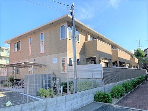 大阪府池田市畑２丁目 2階建