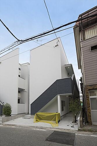 兵庫県尼崎市瓦宮１丁目 2階建 築9年7ヶ月