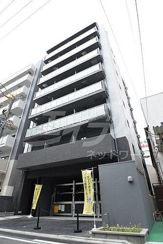 大阪府吹田市豊津町 8階建
