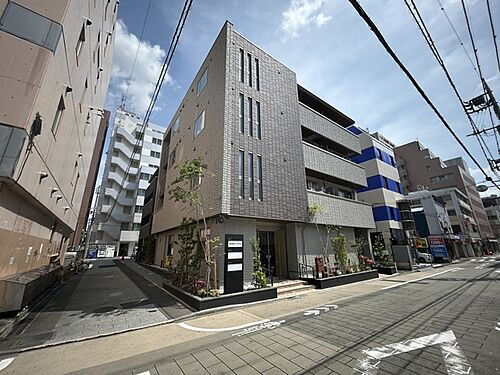 東京都八王子市横山町 4階建 