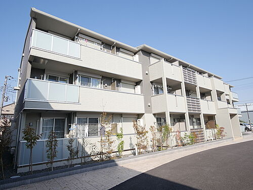 神奈川県海老名市社家３丁目 3階建 築8年8ヶ月