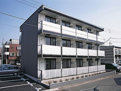 神奈川県相模原市緑区二本松３丁目 3階建 築18年8ヶ月
