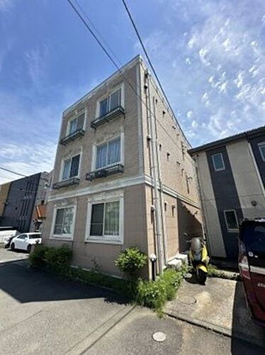 神奈川県横浜市旭区さちが丘 3階建