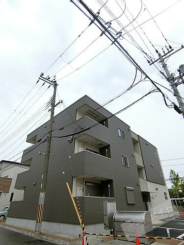 大阪府泉大津市森町１丁目 築4年6ヶ月 3階建