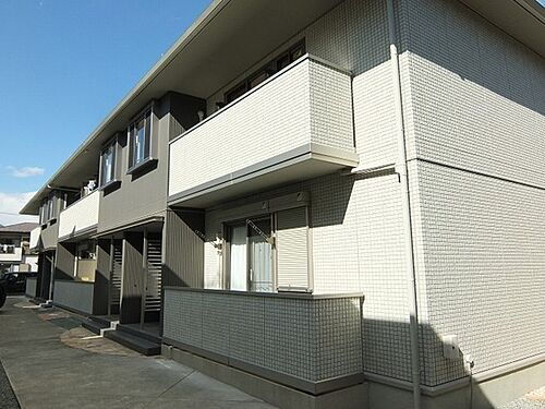 神奈川県秦野市曽屋 2階建 築13年7ヶ月