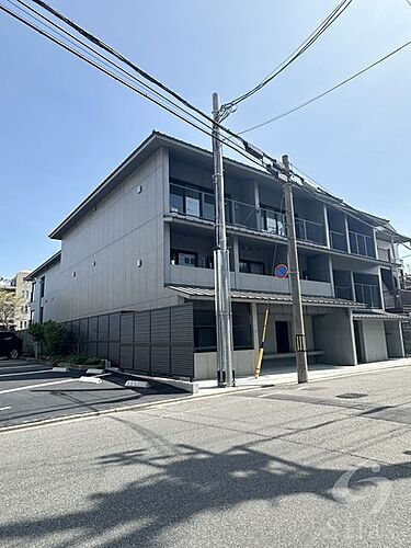 京都府京都市北区衣笠街道町 3階建 