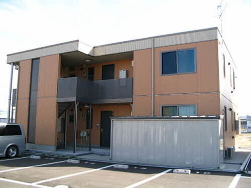 新潟県長岡市青山新町 賃貸アパート