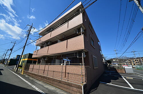 東京都八王子市下柚木２丁目 3階建