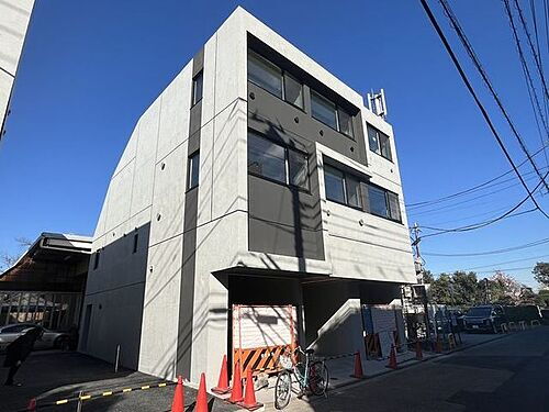 東京都町田市小川６丁目 3階建 築1年未満