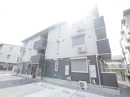神奈川県海老名市国分北１丁目 3階建 築4年10ヶ月