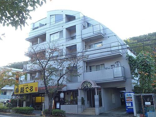 東京都八王子市南大沢２丁目 5階建