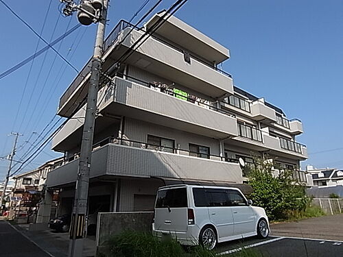 兵庫県神戸市西区南別府１丁目 4階建 築35年7ヶ月